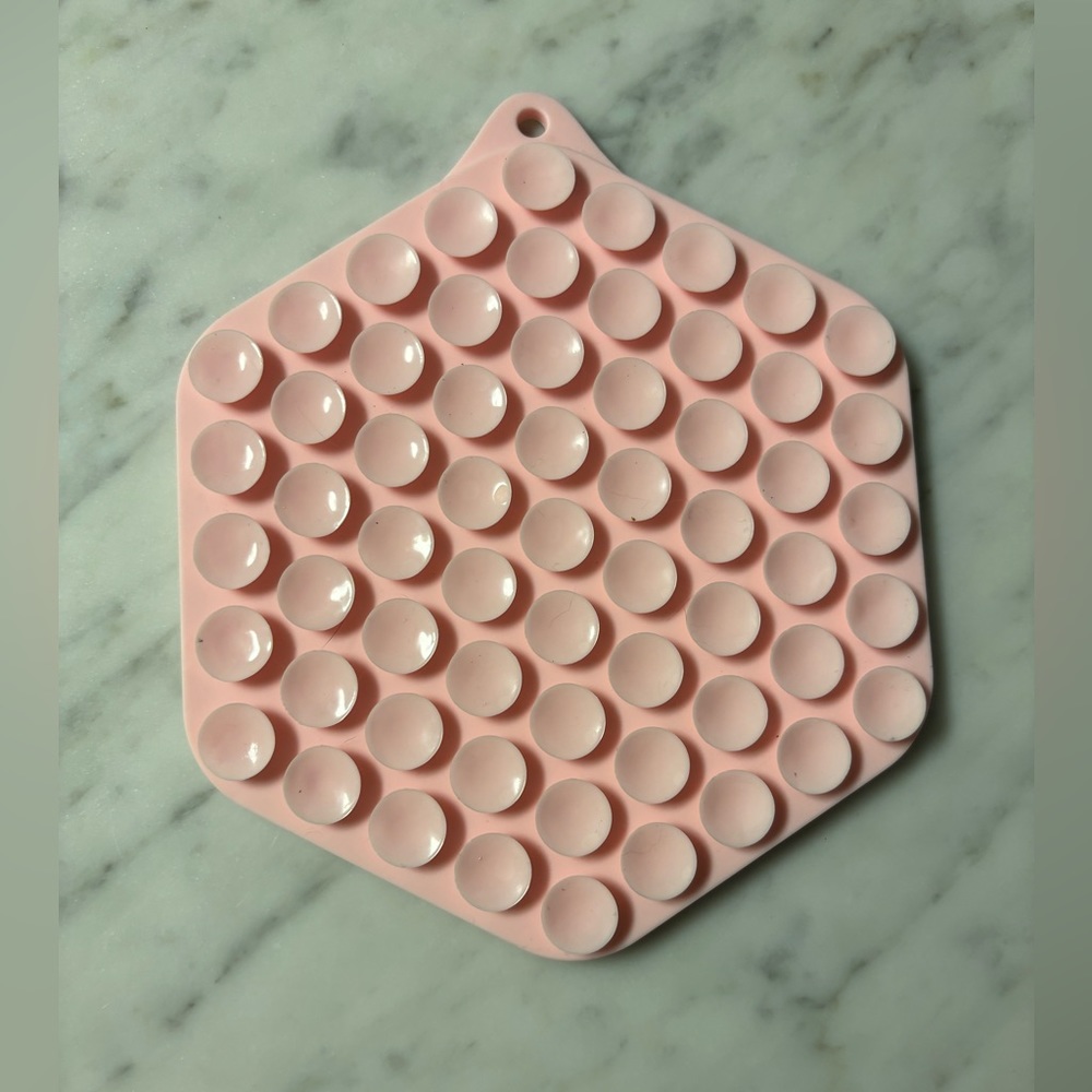 Lick Mat - Picture 2 of 2